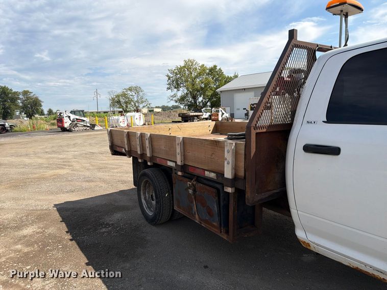 image for item FP3027 2011 Dodge Ram 5500 Crew Cab flatbed truck
