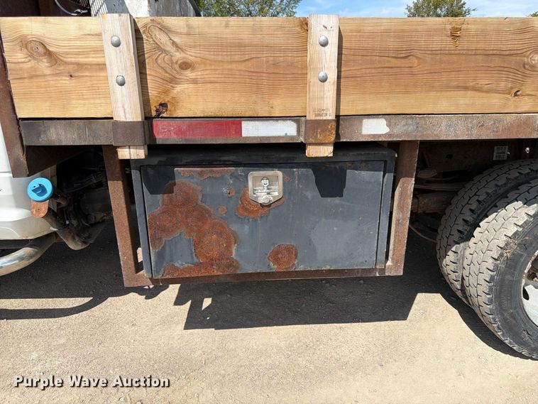 image for item FP3027 2011 Dodge Ram 5500 Crew Cab flatbed truck