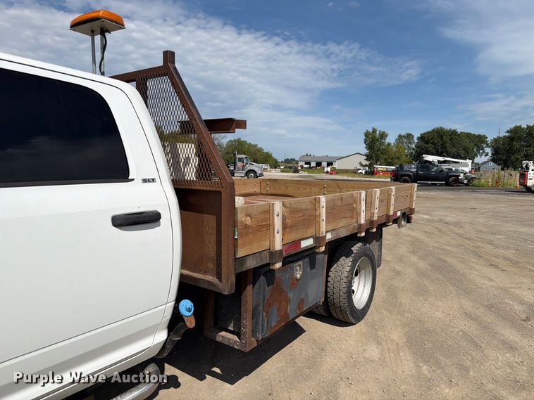 image for item FP3027 2011 Dodge Ram 5500 Crew Cab flatbed truck