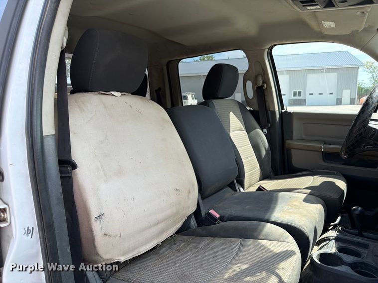 image for item FP3027 2011 Dodge Ram 5500 Crew Cab flatbed truck