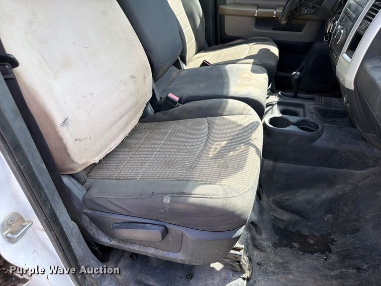 image for item FP3027 2011 Dodge Ram 5500 Crew Cab flatbed truck