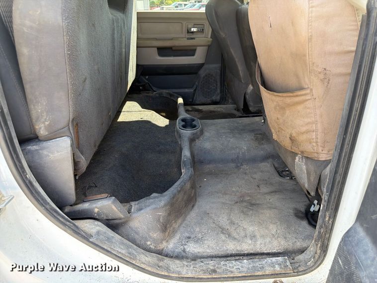 image for item FP3027 2011 Dodge Ram 5500 Crew Cab flatbed truck
