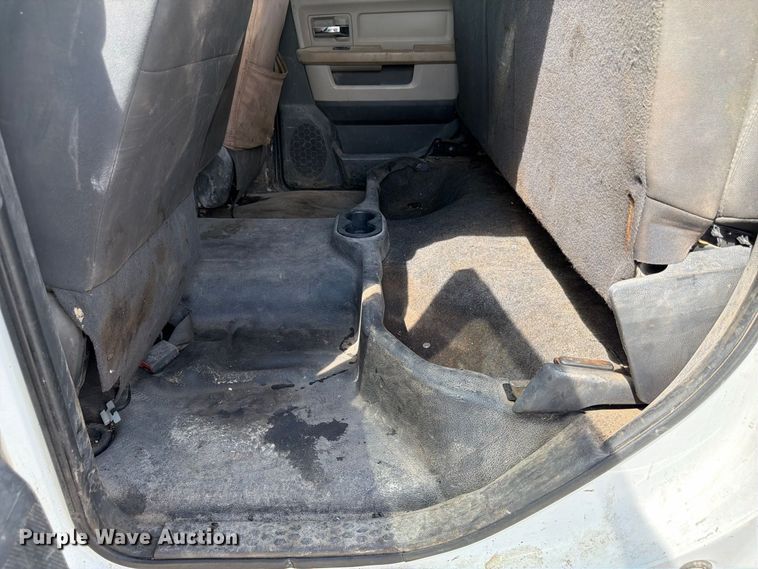 image for item FP3027 2011 Dodge Ram 5500 Crew Cab flatbed truck