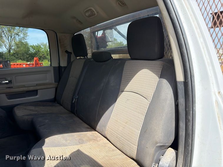 image for item FP3027 2011 Dodge Ram 5500 Crew Cab flatbed truck