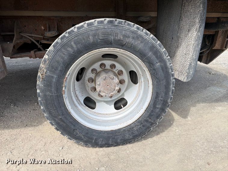 image for item FP3027 2011 Dodge Ram 5500 Crew Cab flatbed truck