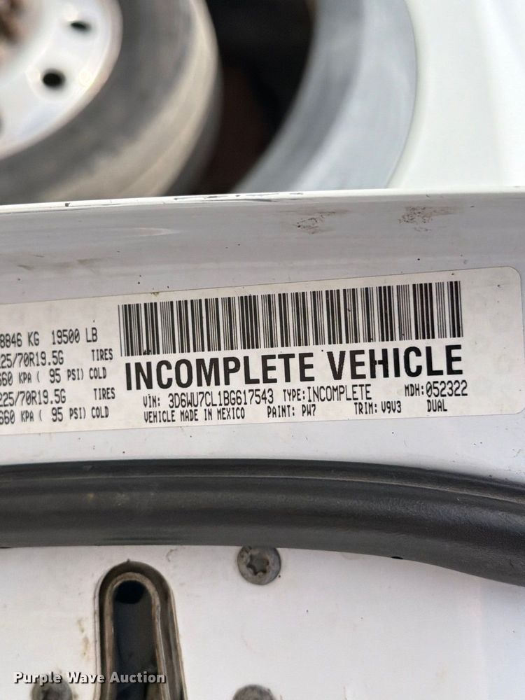 image for item FP3027 2011 Dodge Ram 5500 Crew Cab flatbed truck