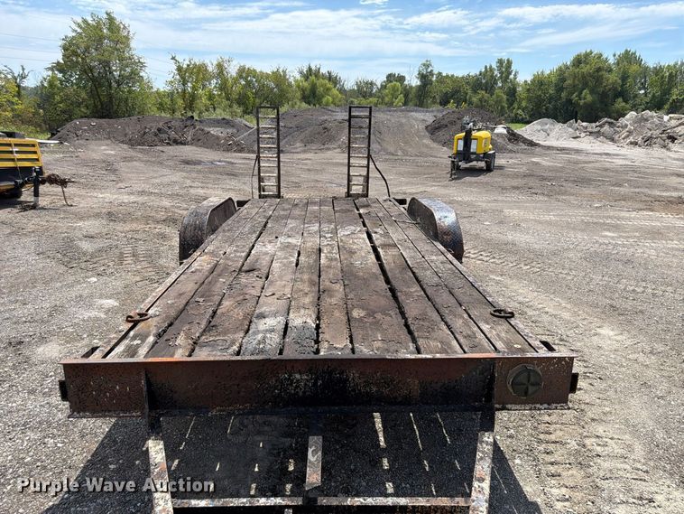 image for item FP3031 2001 Cronkite equipment trailer