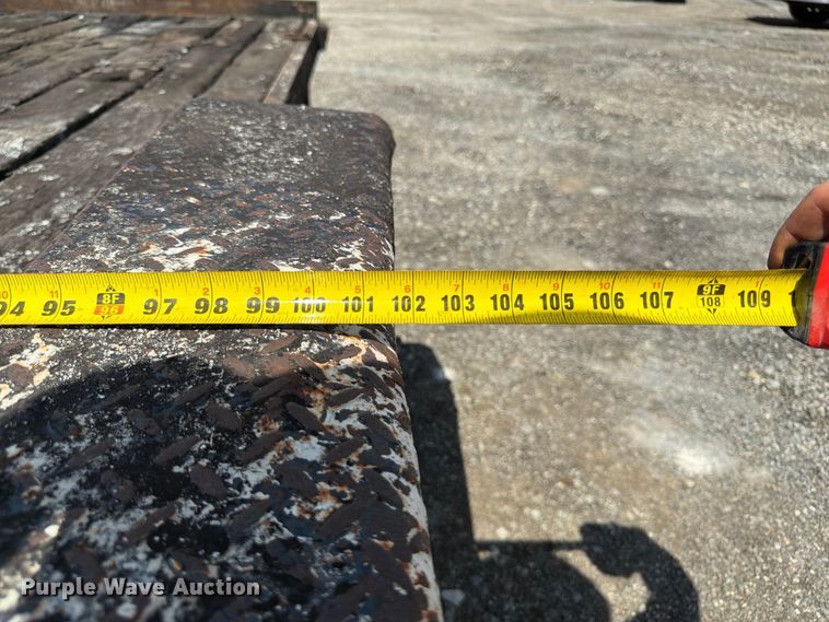 image for item FP3031 2001 Cronkite equipment trailer