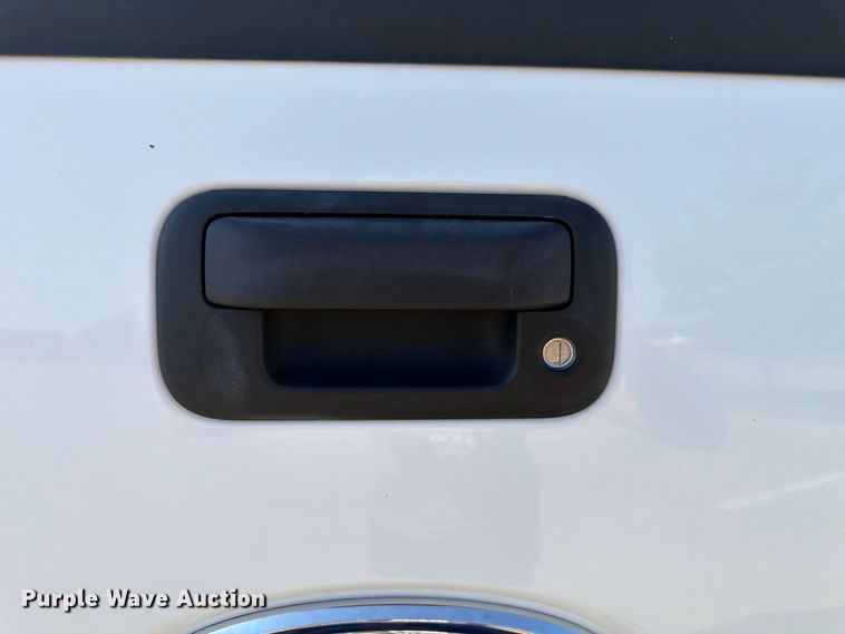 image for item FP3043 2012 Ford F250 Super Duty Ext. Cab pickup truck