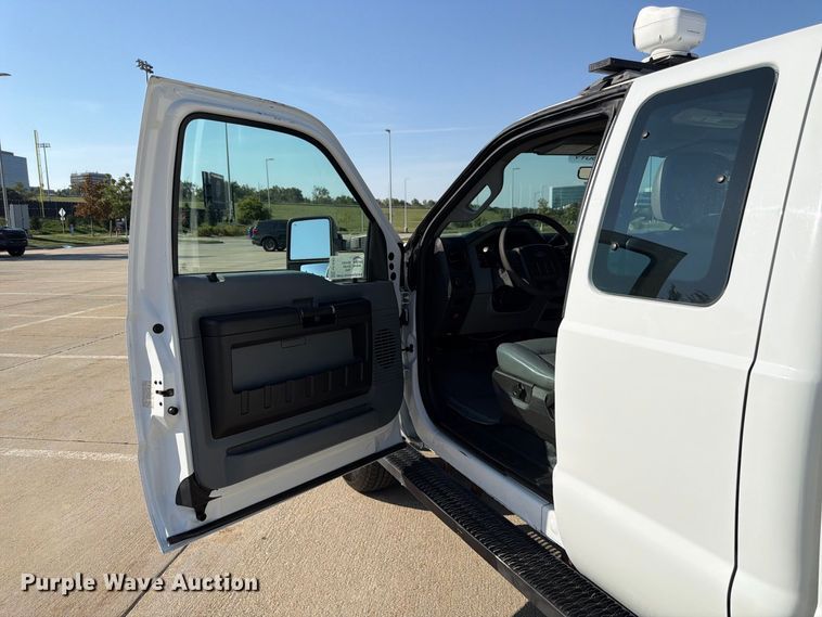 image for item FP3043 2012 Ford F250 Super Duty Ext. Cab pickup truck