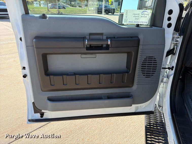 image for item FP3043 2012 Ford F250 Super Duty Ext. Cab pickup truck