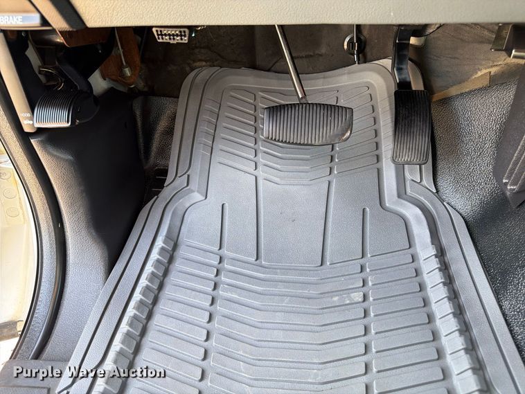 image for item FP3043 2012 Ford F250 Super Duty Ext. Cab pickup truck