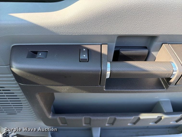 image for item FP3043 2012 Ford F250 Super Duty Ext. Cab pickup truck