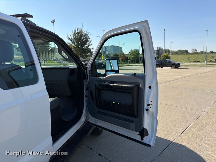 image for item FP3043 2012 Ford F250 Super Duty Ext. Cab pickup truck