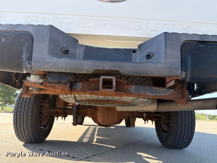 image for item FP3043 2012 Ford F250 Super Duty Ext. Cab pickup truck