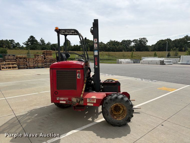 image for item FT3005 2014 Moffett M5501 forklift