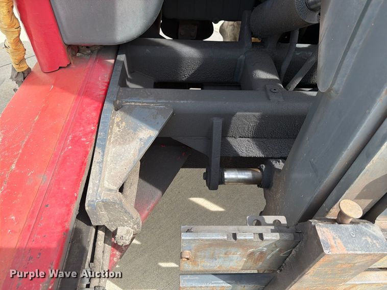 image for item FT3005 2014 Moffett M5501 forklift