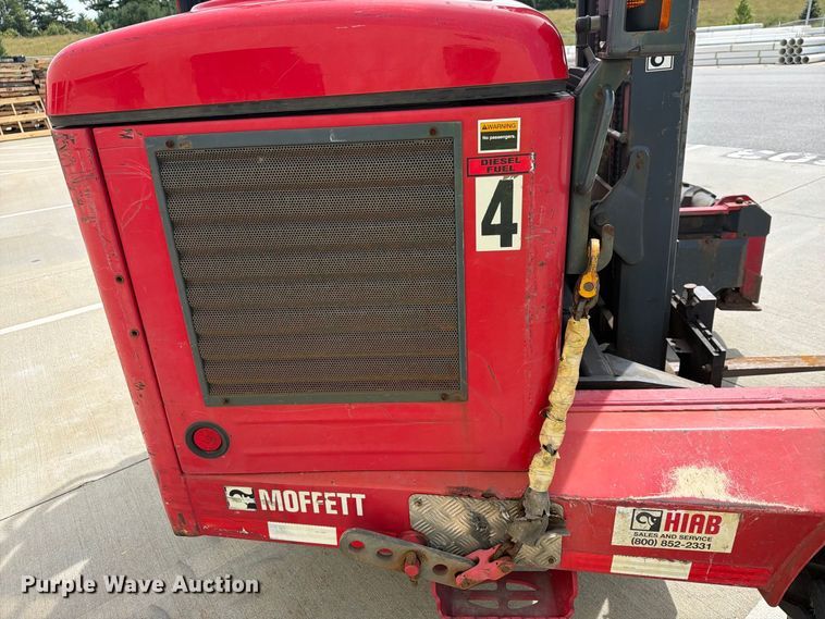 image for item FT3005 2014 Moffett M5501 forklift