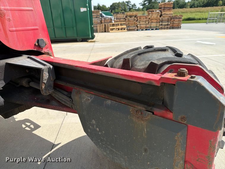 image for item FT3005 2014 Moffett M5501 forklift