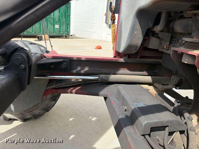 image for item FT3005 2014 Moffett M5501 forklift