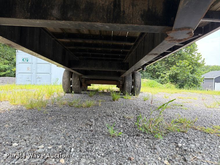 image for item FT6134 2015 Roadclipper Enterprises, Inc Diamond C FMAX210 equipment trailer