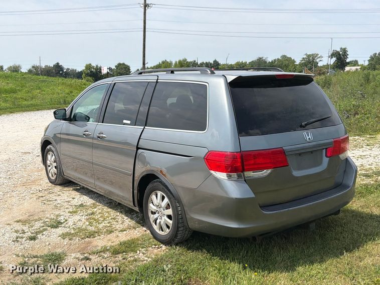 image for item FT6138 2009 Honda Odyssey van
