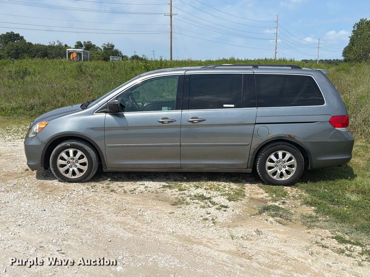 image for item FT6138 2009 Honda Odyssey van