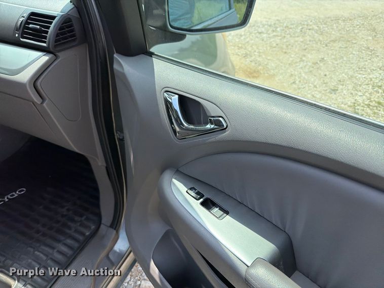 image for item FT6138 2009 Honda Odyssey van