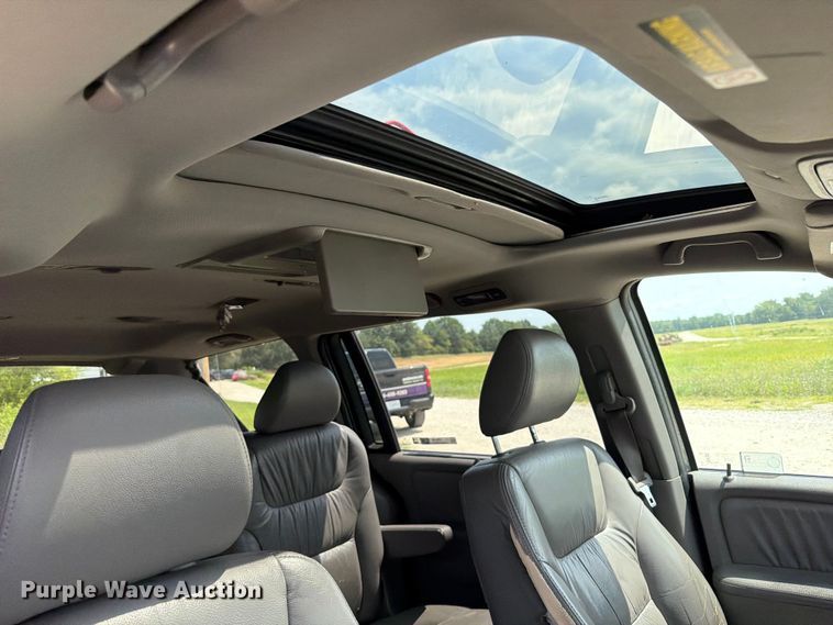 image for item FT6138 2009 Honda Odyssey van