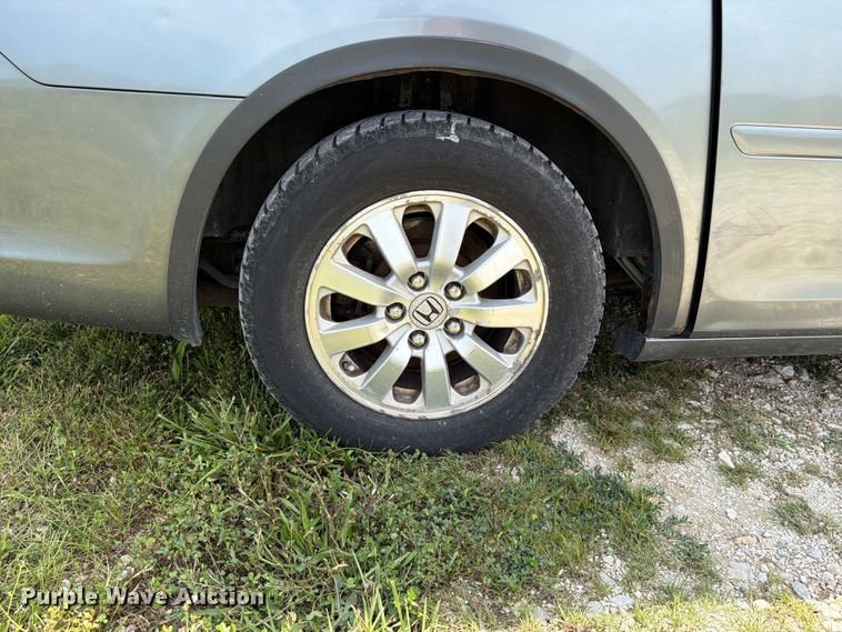 image for item FT6138 2009 Honda Odyssey van