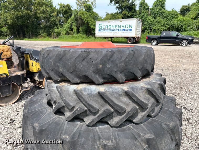 image for item FT6162 (4) tires