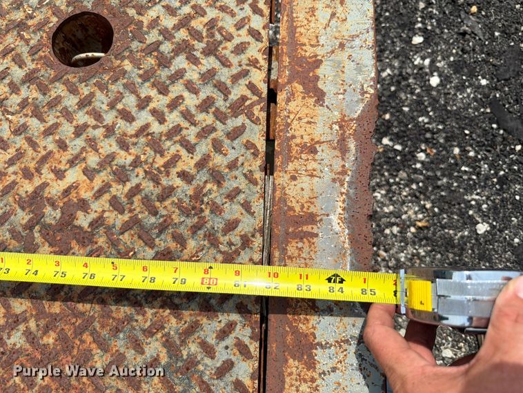 image for item FT6166 Post-Trac loading dock