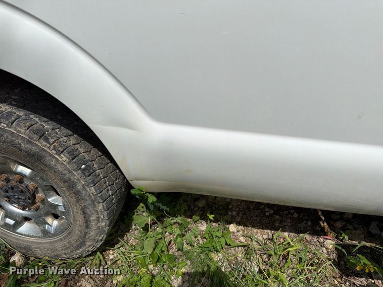 image for item FT6176 2015 Ford F250 Super Duty XLT Crew Cab pickup truck