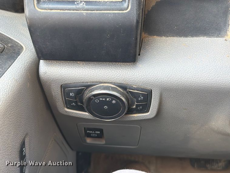 image for item FT6177 2018 Ford F150 XL Crew Cab pickup truck