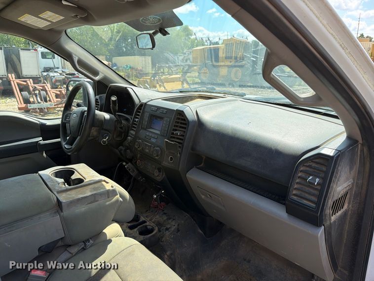image for item FT6177 2018 Ford F150 XL Crew Cab pickup truck