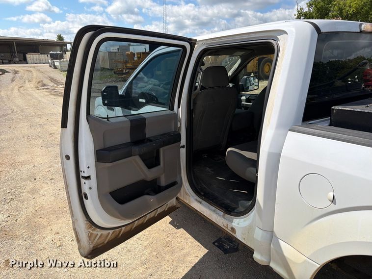 image for item FT6177 2018 Ford F150 XL Crew Cab pickup truck