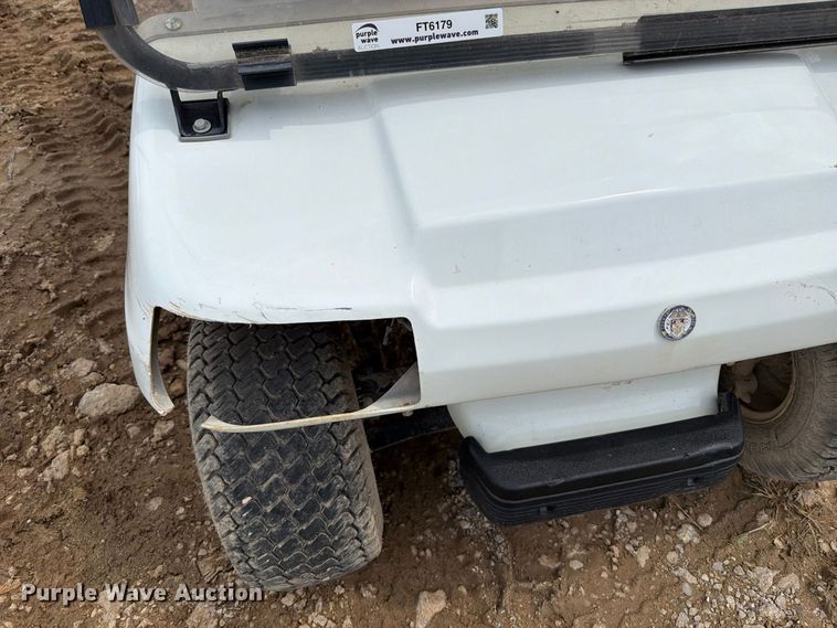 image for item FT6179 2001 Club Car golf cart
