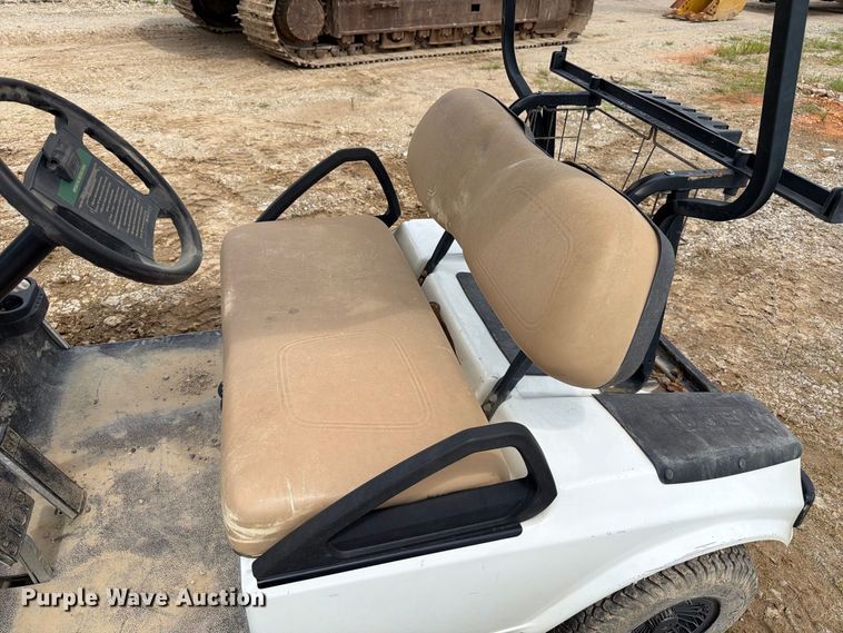 image for item FT6179 2001 Club Car golf cart