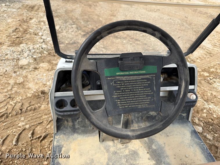image for item FT6179 2001 Club Car golf cart