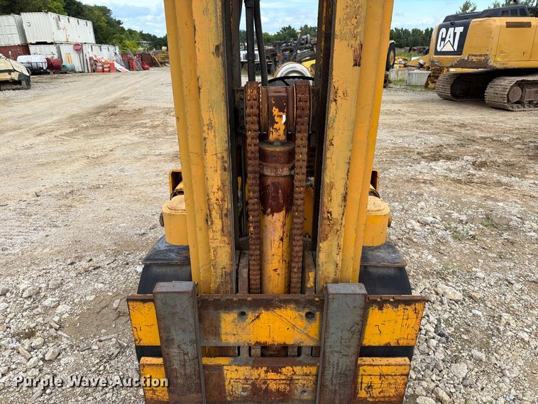image for item FT6181 Yale forklift