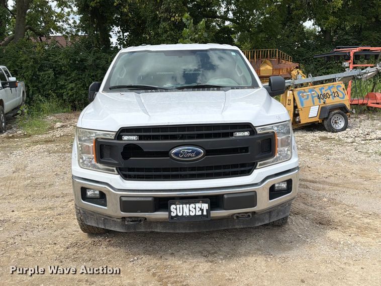 image for item FT6182 2018 Ford F150 XL Crew Cab pickup truck