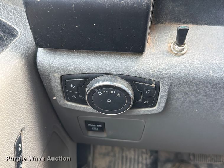 image for item FT6182 2018 Ford F150 XL Crew Cab pickup truck