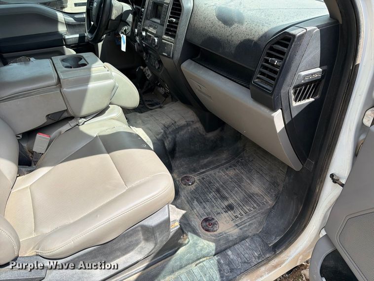 image for item FT6182 2018 Ford F150 XL Crew Cab pickup truck