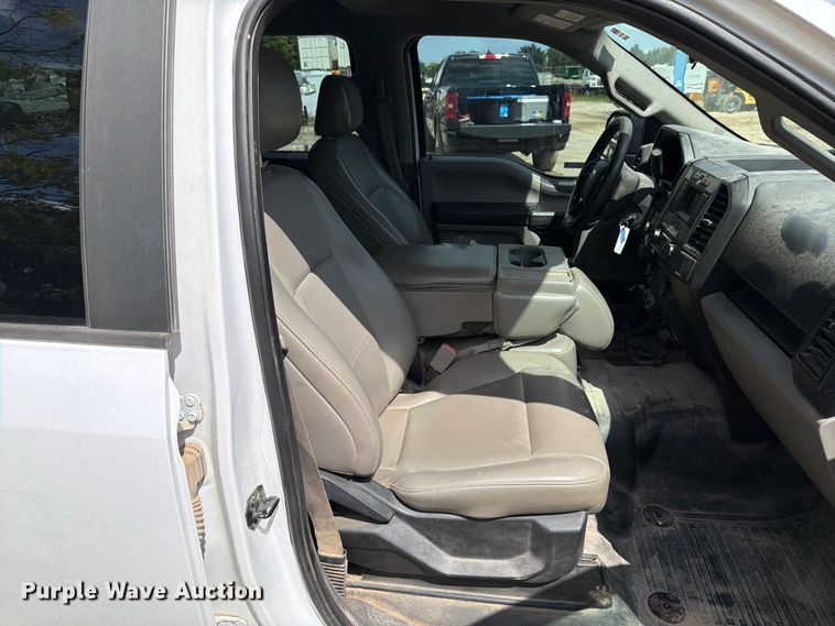 image for item FT6182 2018 Ford F150 XL Crew Cab pickup truck