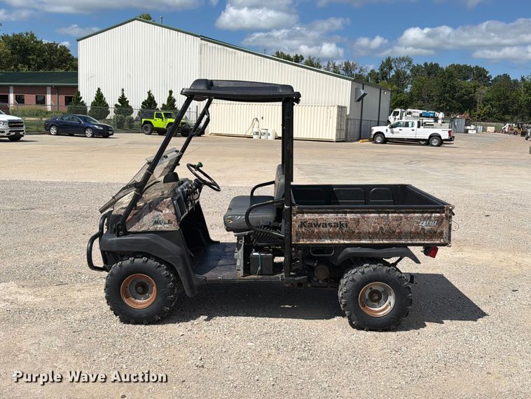 image for item FT6195 2003 Kawasaki Mule 3010 utility vehicle