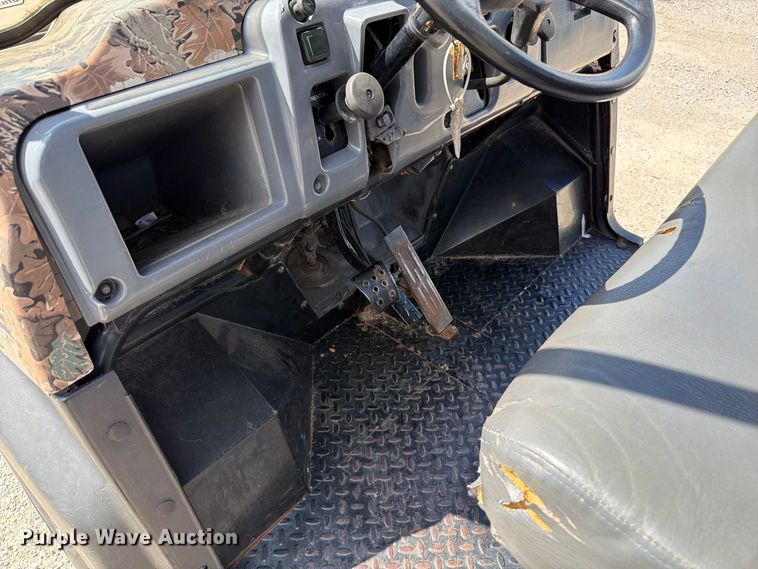 image for item FT6195 2003 Kawasaki Mule 3010 utility vehicle