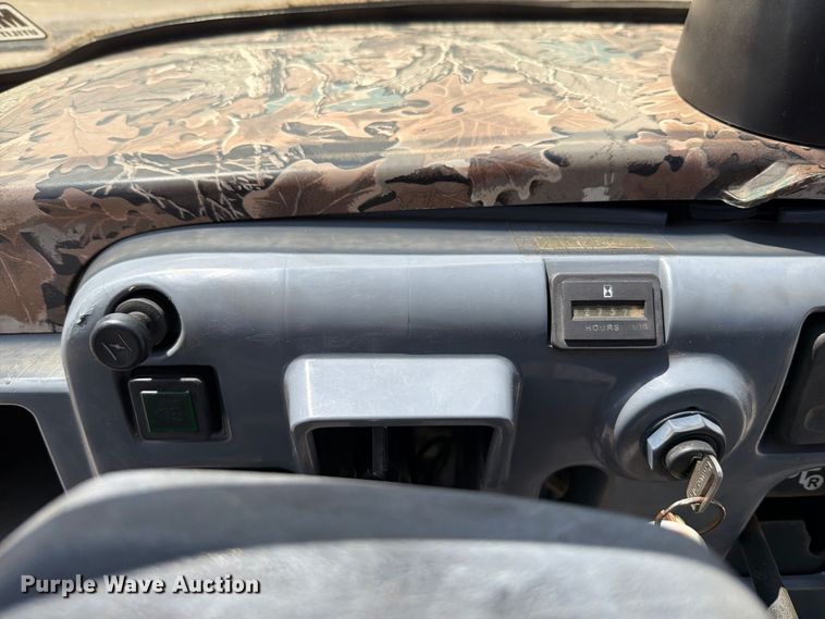 image for item FT6195 2003 Kawasaki Mule 3010 utility vehicle