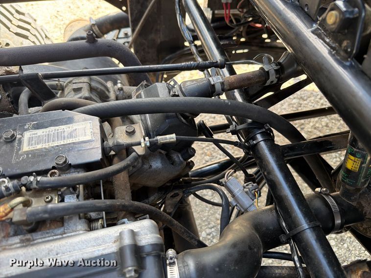 image for item FT6195 2003 Kawasaki Mule 3010 utility vehicle