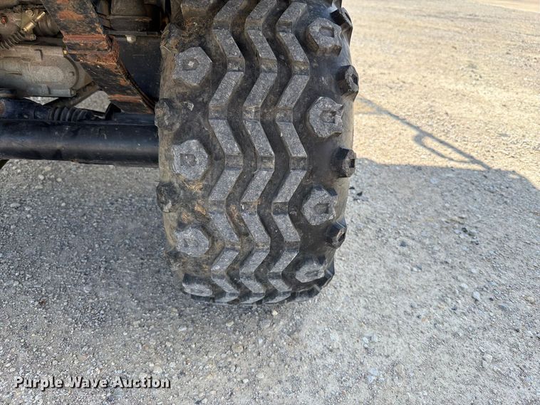 image for item FT6195 2003 Kawasaki Mule 3010 utility vehicle