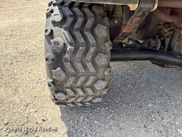 image for item FT6195 2003 Kawasaki Mule 3010 utility vehicle